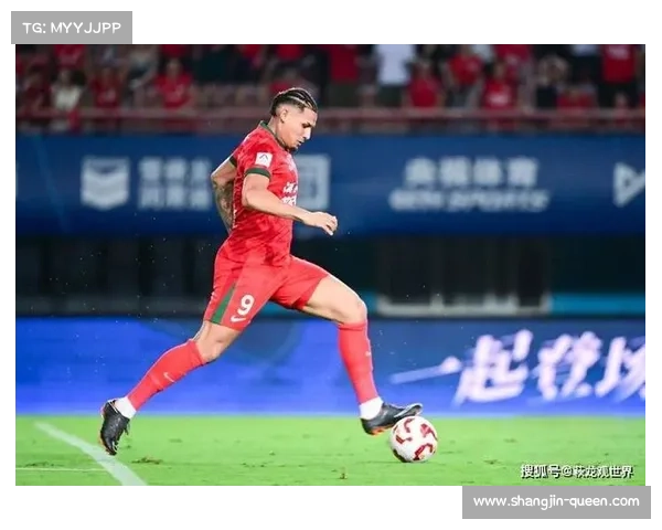 河南队4-0大胜英博卡多索独造三球阿奇姆彭破门助力止三连败 河南队4-0大胜英博卡多索独造三球阿奇姆彭破门助力止三连败